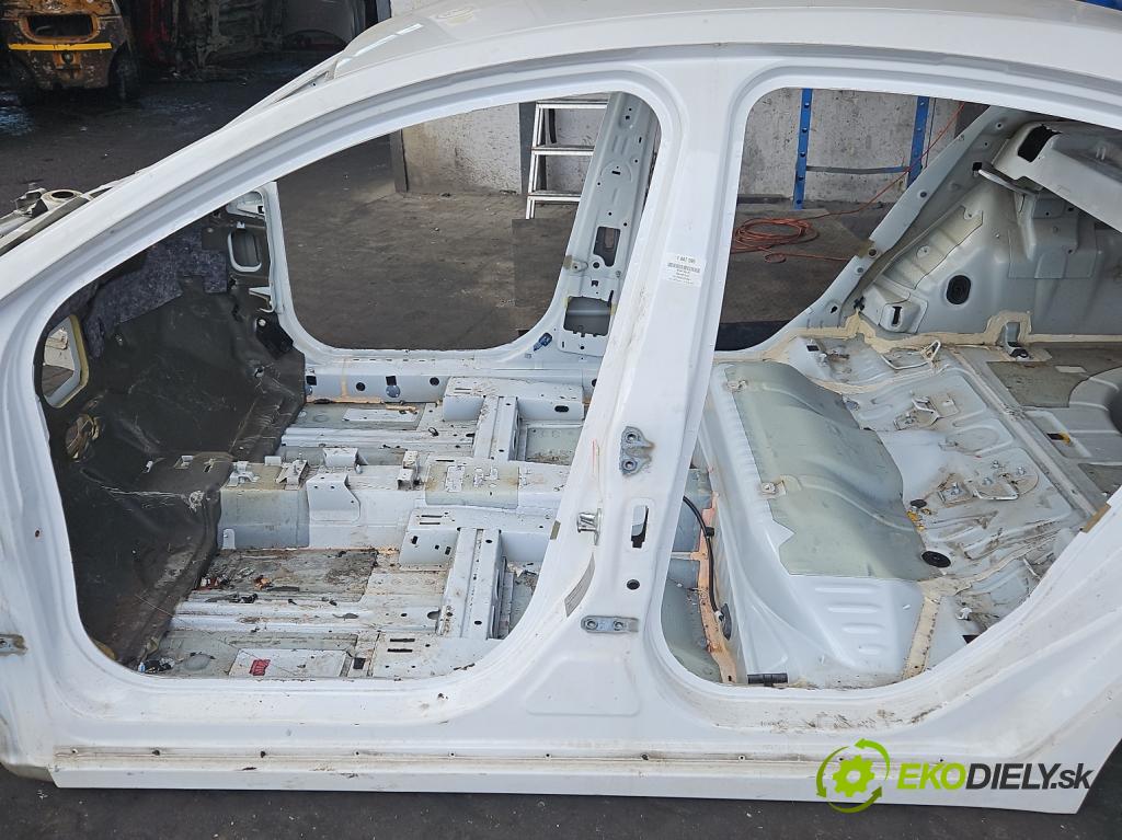 Chevrolet Cruze 1.6 16V 124 hp manual 91 kW 1598 cm3 4- práh levý  (Ostatní)