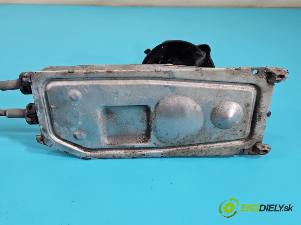 Skoda Fabia II 2007-2014 1.2 12V 69KM manual 51 kW 1198 cm3 5- Páka: Změny: stupeň,rýchlosť 6Q0711049CG (Rýchlostná páka (kulisa))