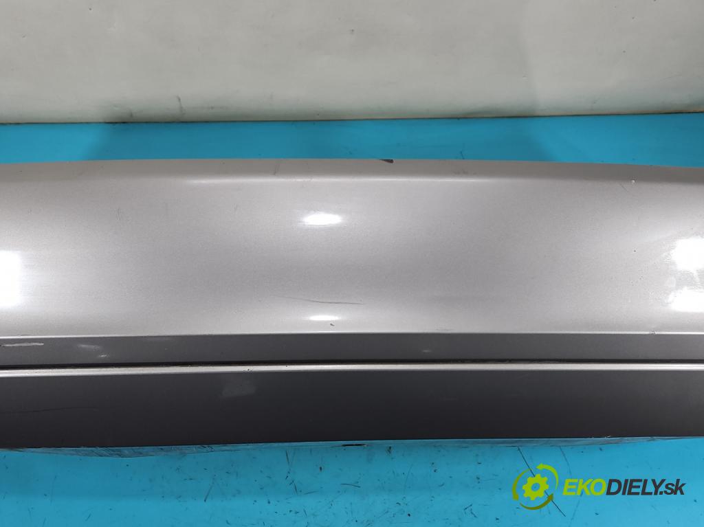 Skoda Fabia II 2007-2014 1.2 12V 69KM manual 51 kW 1198 cm3 5- nárazník zadní  (Klika dveří ostatní)