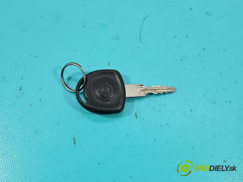 Opel Corsa C 2000-2006 1.2 16V 75 HP manual 55 kW 1199 cm3 5- riadiaca jednotka motora 55350552