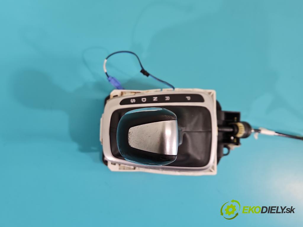 Ford Mondeo Mk5 2014-2022 2.0 tdci 179KM automatic 132 kW 1999 cm3 5- Páka: Změny: stupeň,rýchlosť DS7P-7K004-HC (Rýchlostná páka (kulisa))