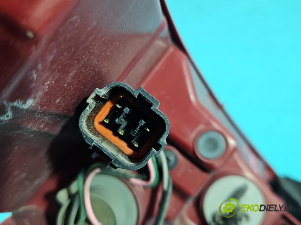 Kia Optima IV 2015-2020 1.7 crdi 141 hp manual 104 kW 1685 cm3 5- světlo zadní pravé 92402-D4 (Klika dveří ostatní)