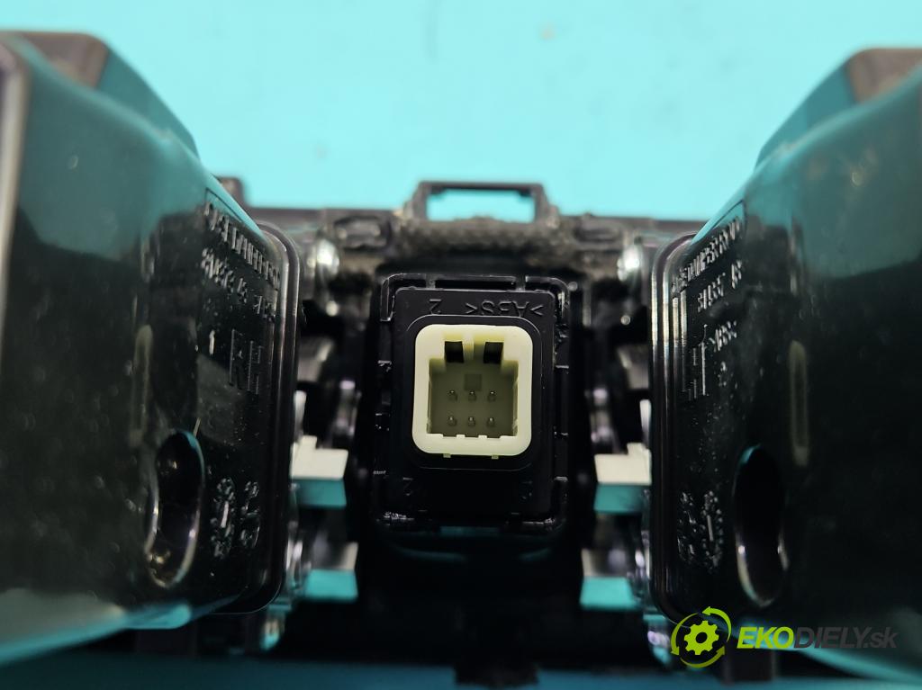 Kia Optima IV 2015-2020 1.7 crdi 141 HP manual 104 kW 1685 cm3 5- Mřížka: kúrenia stredová D4974-10000 (Mriežka kúrenia (fukár))