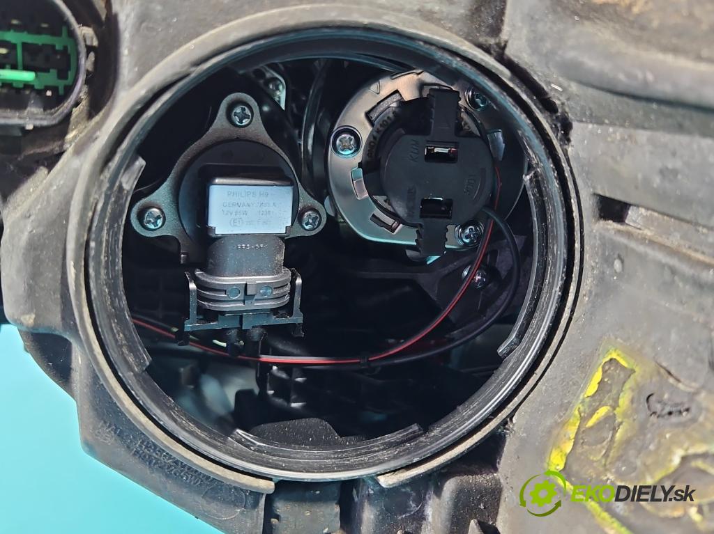 Kia Optima IV 2015-2020 1.7 crdi 141 HP manual 104 kW 1685 cm3 5- Reflektor: pravý  (Svetlo predné pravé)