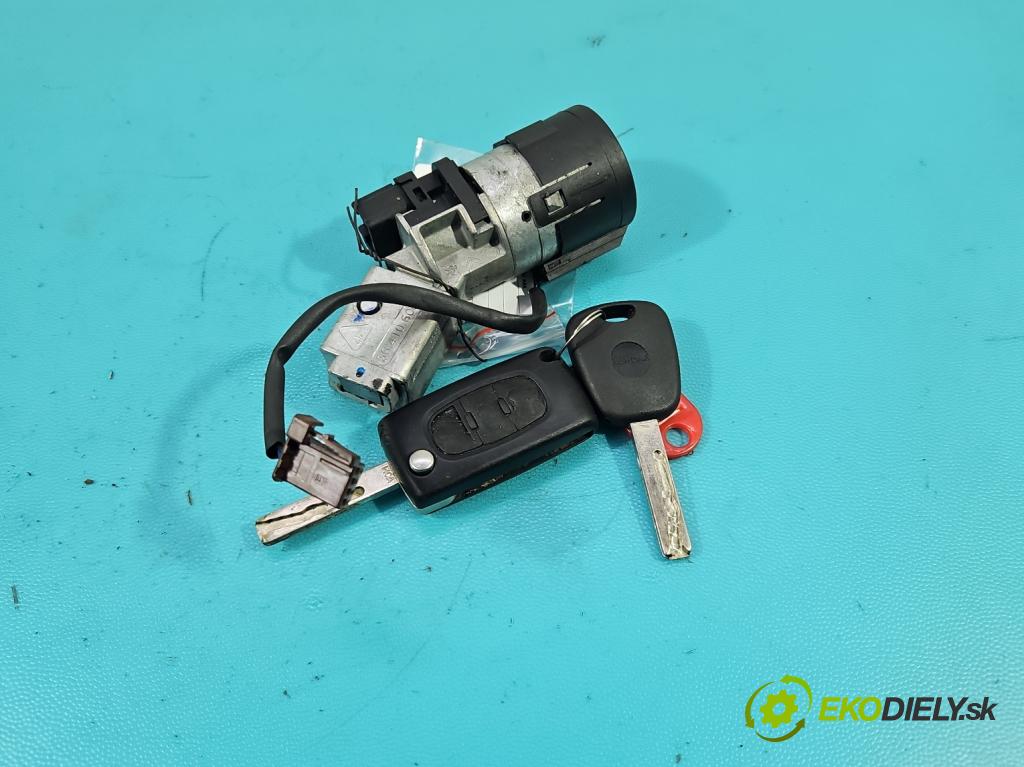 Citroen C5 II 2008-2017 1.6 hdi 111KM manual 82 kW 1560 cm3 4- Spínačka  (Spínacia skrinka)