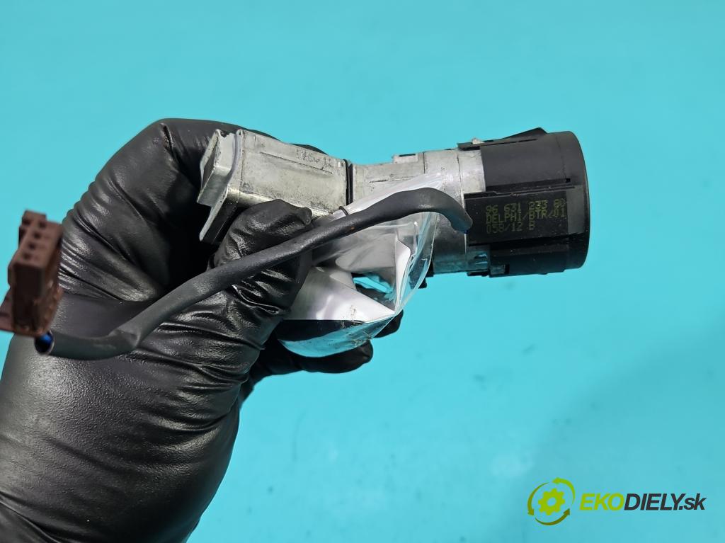 Citroen C5 II 2008-2017 1.6 hdi 111KM manual 82 kW 1560 cm3 4- Spínačka  (Spínacia skrinka)