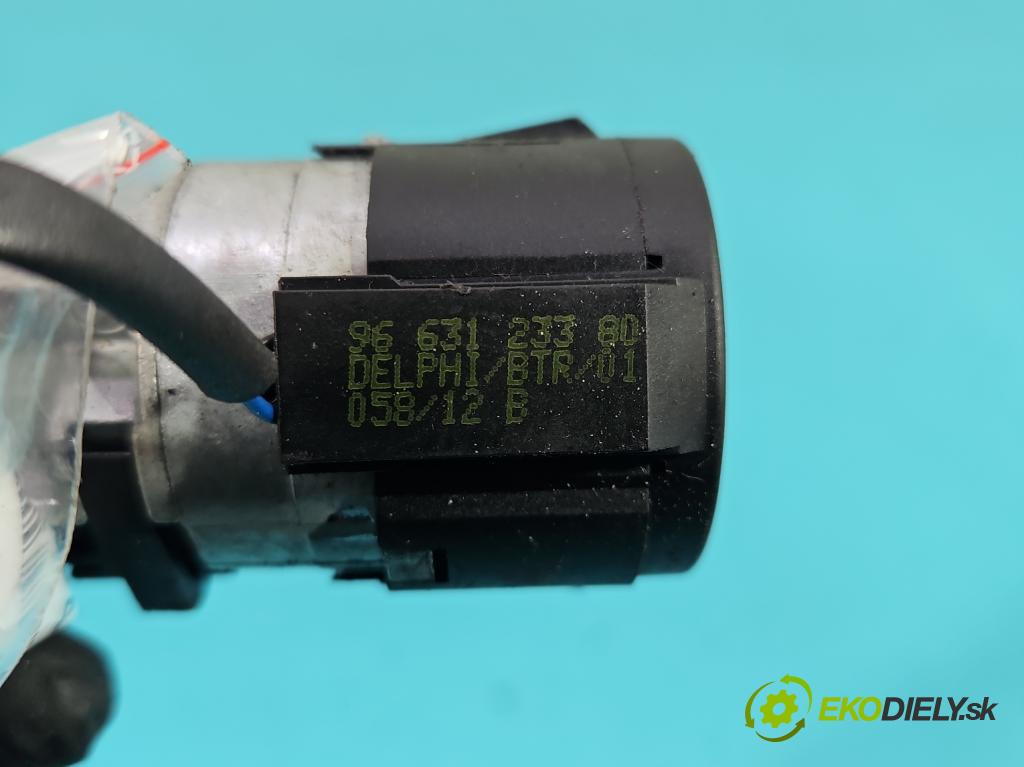 Citroen C5 II 2008-2017 1.6 hdi 111KM manual 82 kW 1560 cm3 4- Spínačka  (Spínacia skrinka)