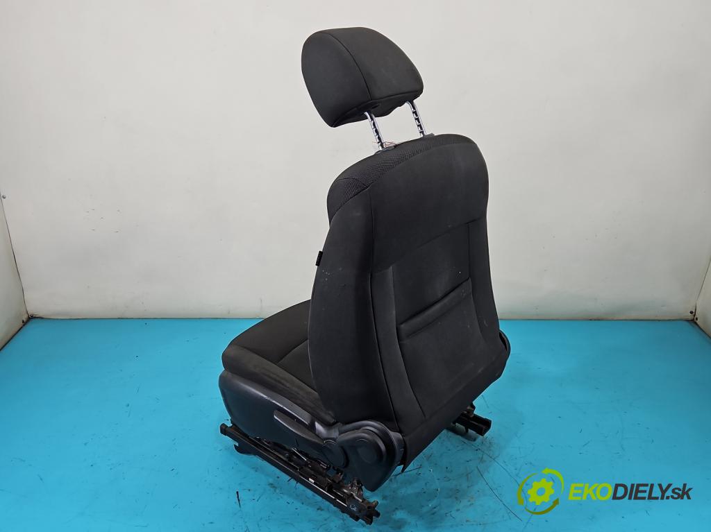 Chevrolet Cruze 1.6 16V 124hp manual 91 kW 1598 cm3 4- Sedačka ľavý  (Sedadlo)