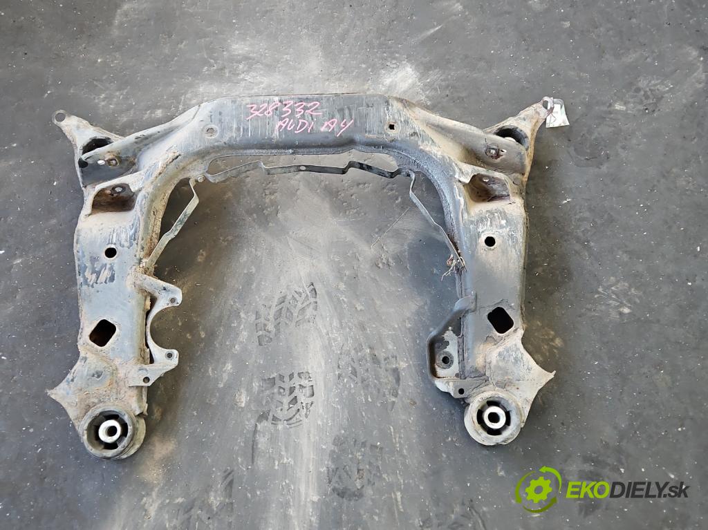 Audi A4 B5 1994-2001 1.8 20V 125 HP manual 92 kW 1781 cm3 4- výstuha motora 