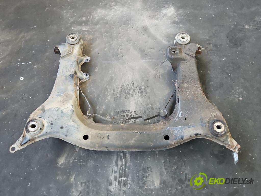 Audi A4 B5 1994-2001 1.8 20V 125 HP manual 92 kW 1781 cm3 4- výstuha motora