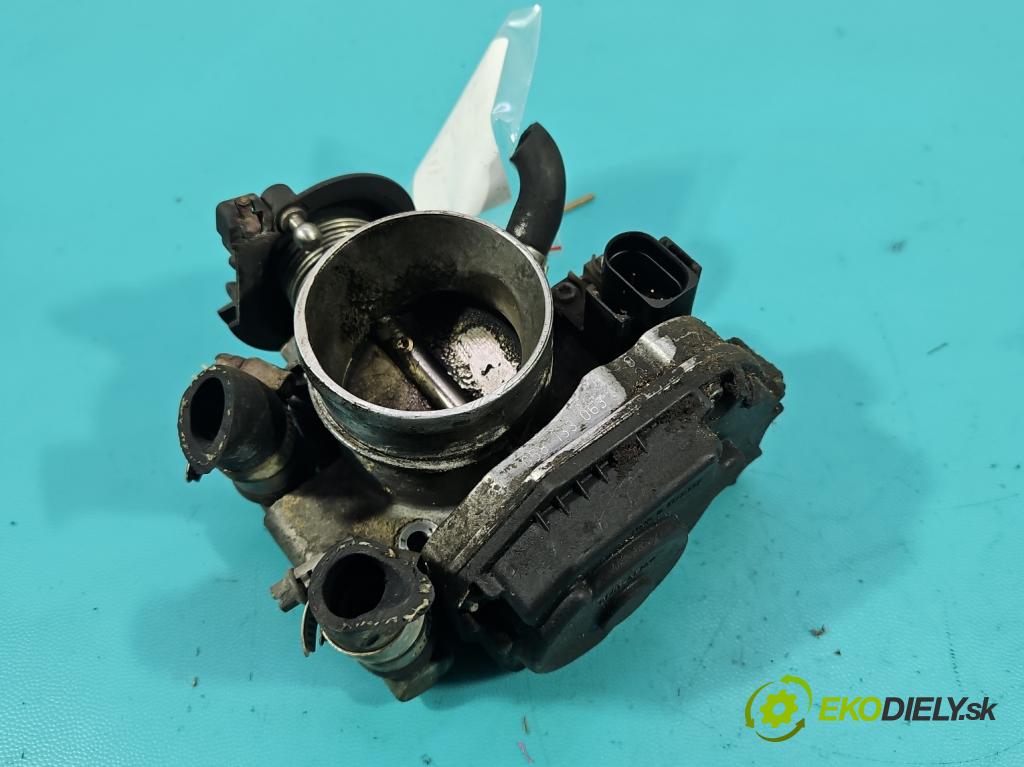 Audi A4 B5 1994-2001 1.8 20V 125 HP manual 92 kW 1781 cm3 4- klapka 058133063 (Škrtiaca klapka)