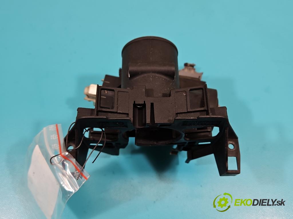 Opel Astra II 1998-2009 1.6 75 HP manual 55 kW 1598 cm3 5- Spínačka  (Spínacia skrinka)