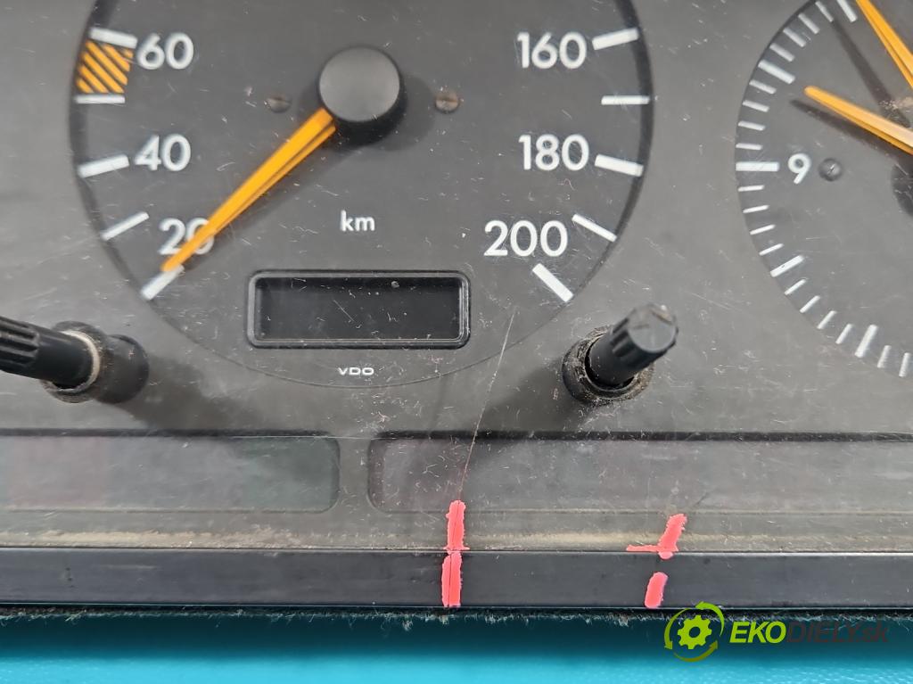 Mercedes Vito W638 1996-2003 2.3d 79KM manual 58 kW 2299 cm3 5- prístrojovka/ budíky MB0005428401 (Prístrojová doska, displej)