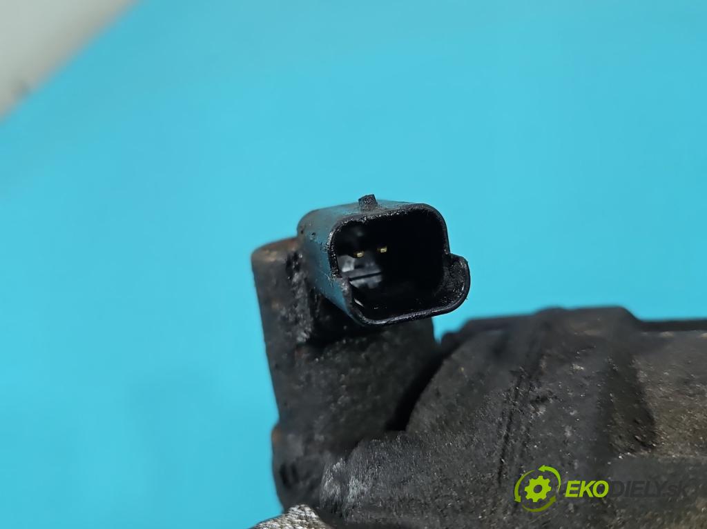 Peugeot 407 2.2 16V 158 HP manual 116 kW 2230 cm3 5- Kompresor: klimatizácie 9648138680 (Kompresor klimatizácie)