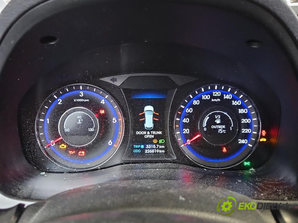 Hyundai I40 1.7 crdi 136 HP manual 100 kW 1685 cm3 5- prístrojovka/ budíky 94011-3Z400 (Prístrojová doska)