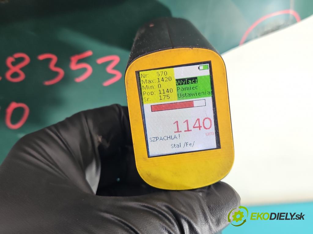 Mercedes Vito W638 1996-2003 2.3d 79KM manual 58 kW 2299 cm3 5- zadní kufrové dveře  (Zadní kapoty)