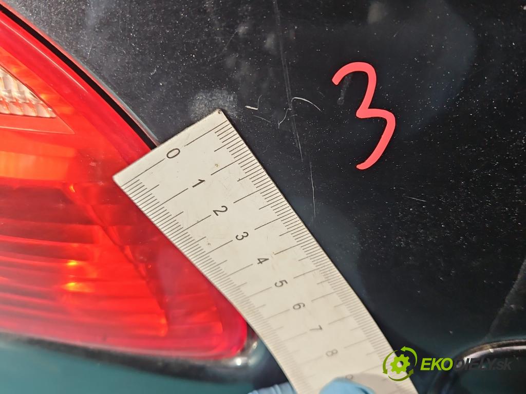 Toyota Avensis I T22 1997-2003 1.8 vvti 129 hp manual 95 kW 1794 cm3 5- zadní kufrové dveře  (Zadní kapoty)