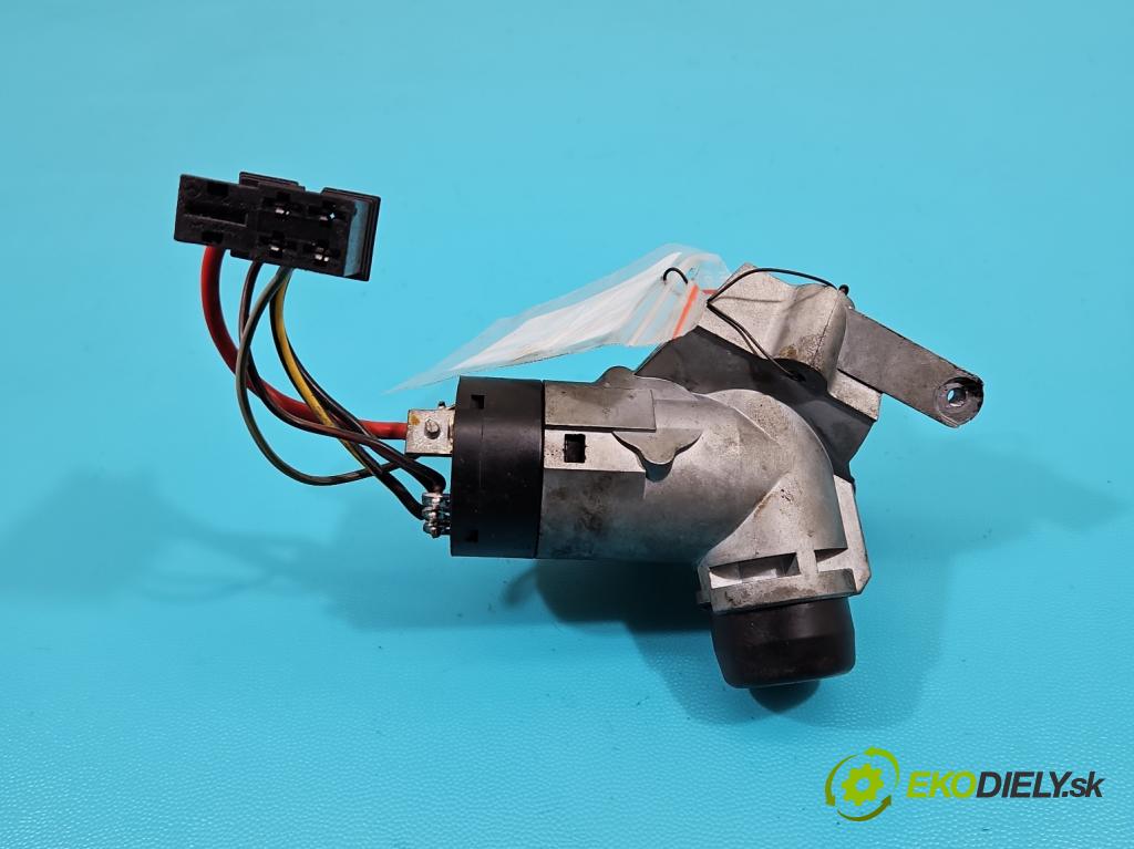 Mercedes Vito W638 1996-2003 2.3d 79KM manual 58 kW 2299 cm3 5- Spínačka  (Spínacia skrinka)