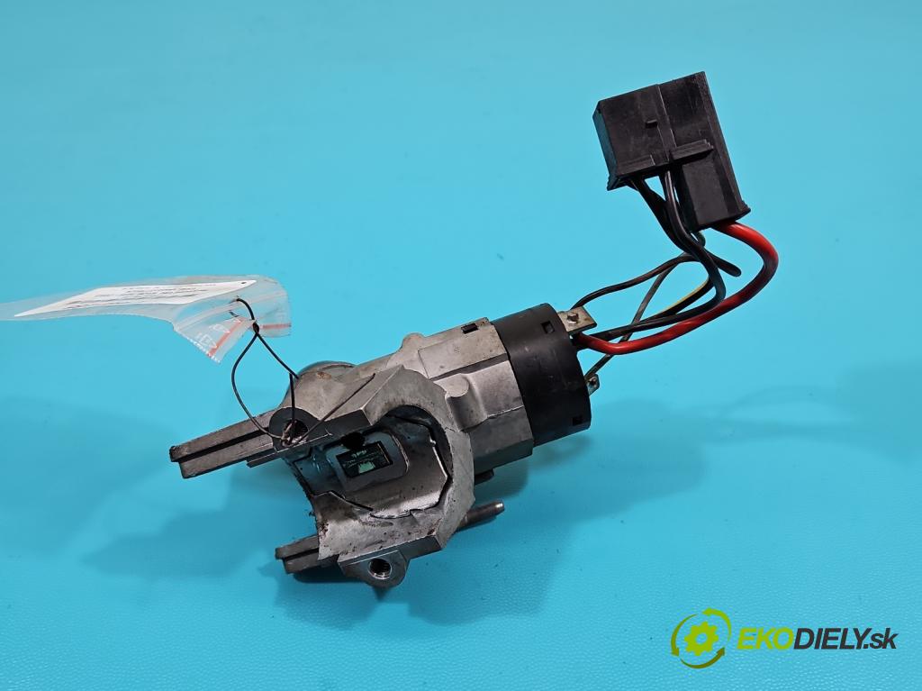 Mercedes Vito W638 1996-2003 2.3d 79KM manual 58 kW 2299 cm3 5- Spínačka  (Spínacia skrinka)