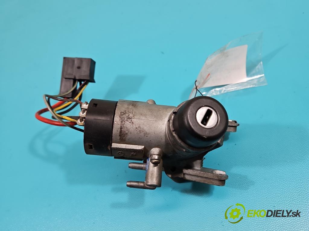 Mercedes Vito W638 1996-2003 2.3d 79KM manual 58 kW 2299 cm3 5- Spínačka  (Spínacia skrinka)