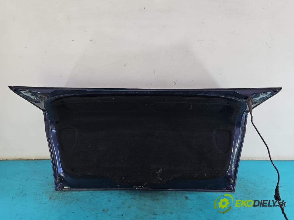 Vw Polo III 6N 1994-2001 1.6 8V 75 hp manual 55 kW 1598 cm3 4- zadní kufrové dveře  (Zadní kapoty)