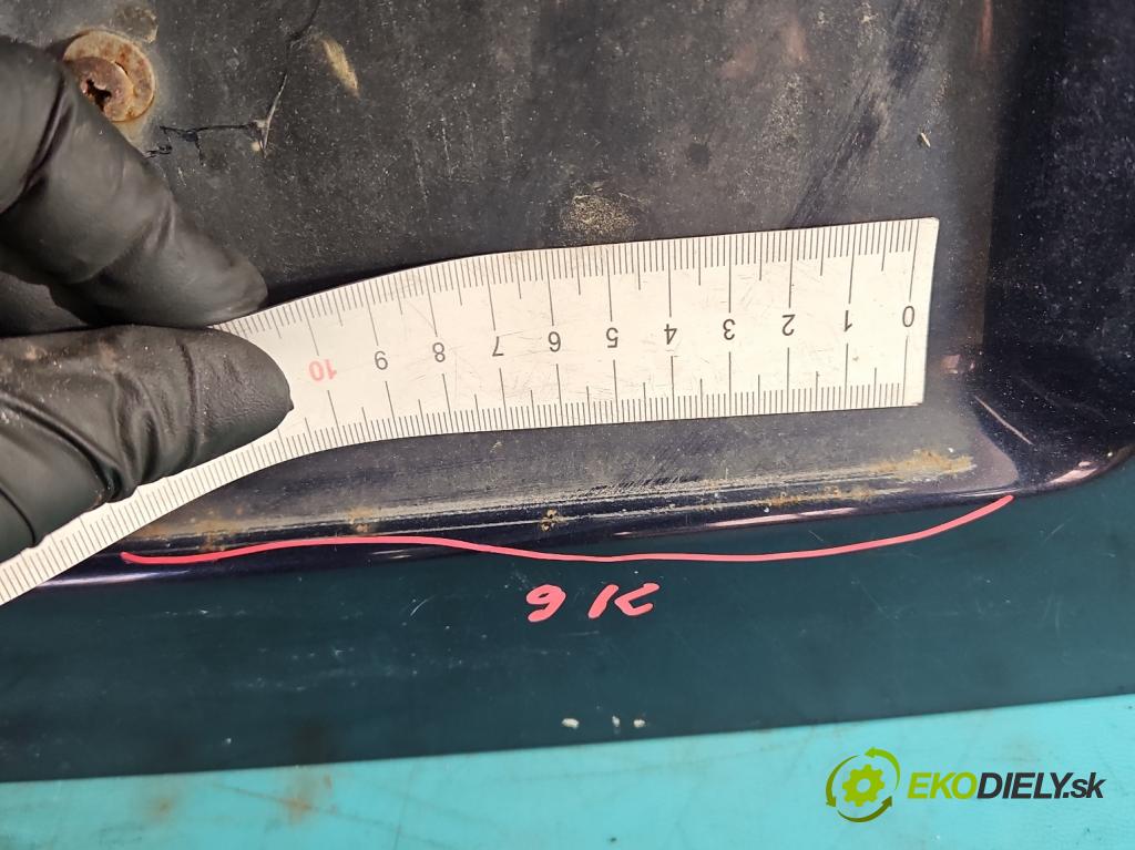 Vw Polo III 6N 1994-2001 1.6 8V 75 hp manual 55 kW 1598 cm3 4- zadní kufrové dveře  (Zadní kapoty)