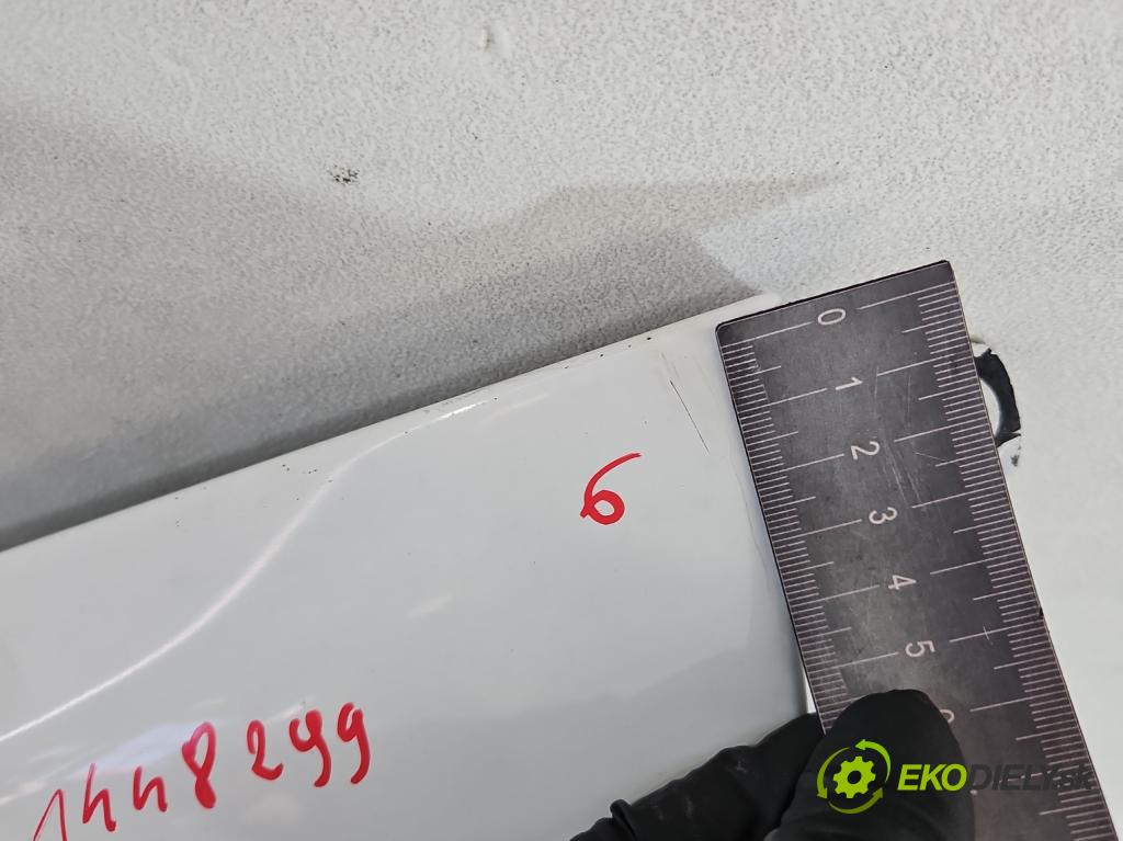 Peugeot 307 1.6 hdi 90 hp manual 66 kW 1560 cm3 5- blatnik přední levý  (Predné ľavé)