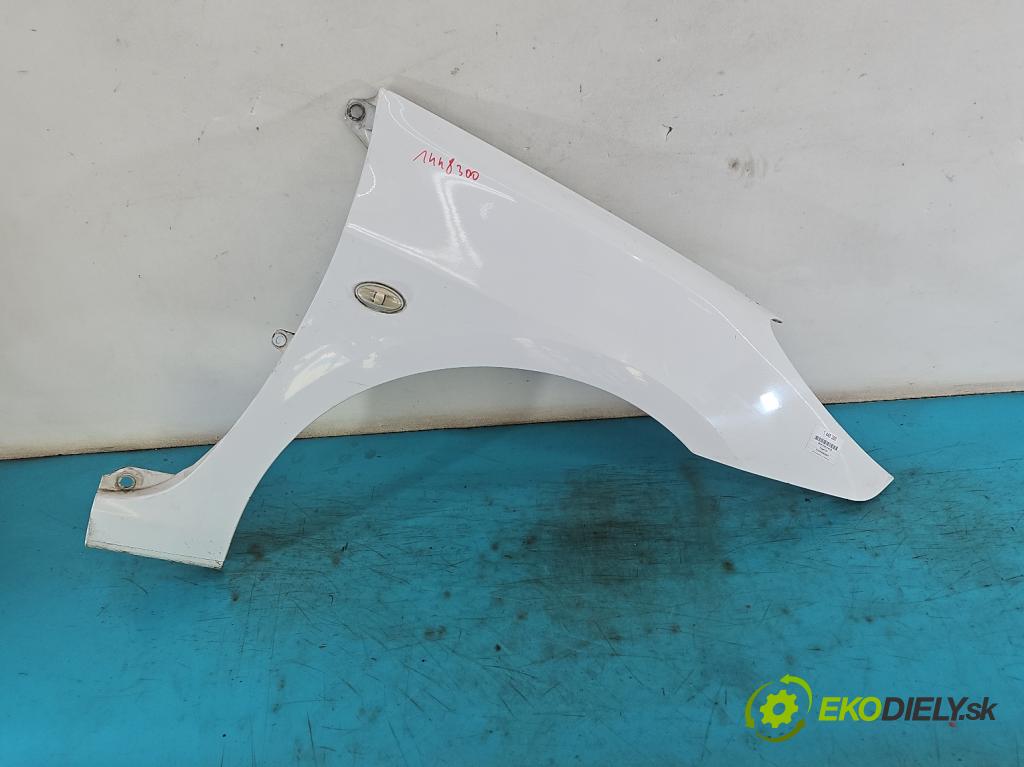 Peugeot 307 1.6 hdi 90 hp manual 66 kW 1560 cm3 5- blatnik přední pravý  (Ostatné)
