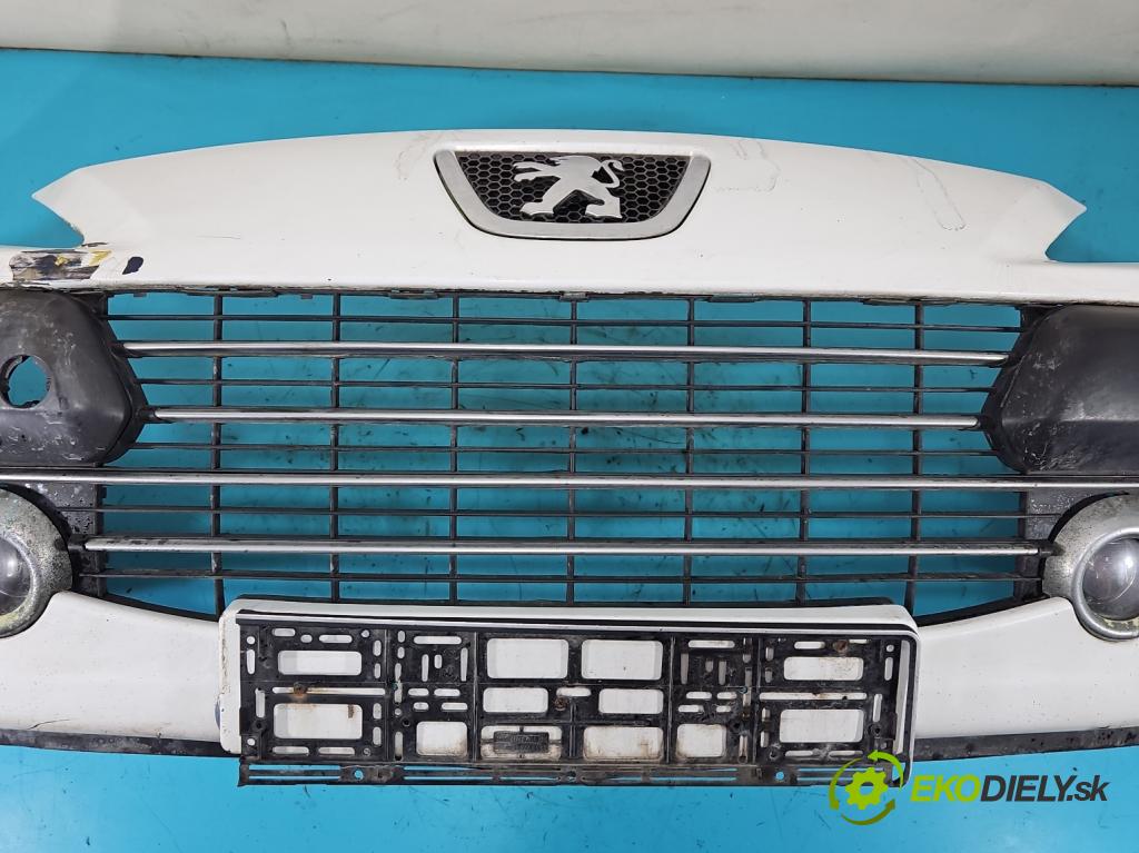 Peugeot 307 1.6 hdi 90 hp manual 66 kW 1560 cm3 5- nárazník přední  (Ostatné)