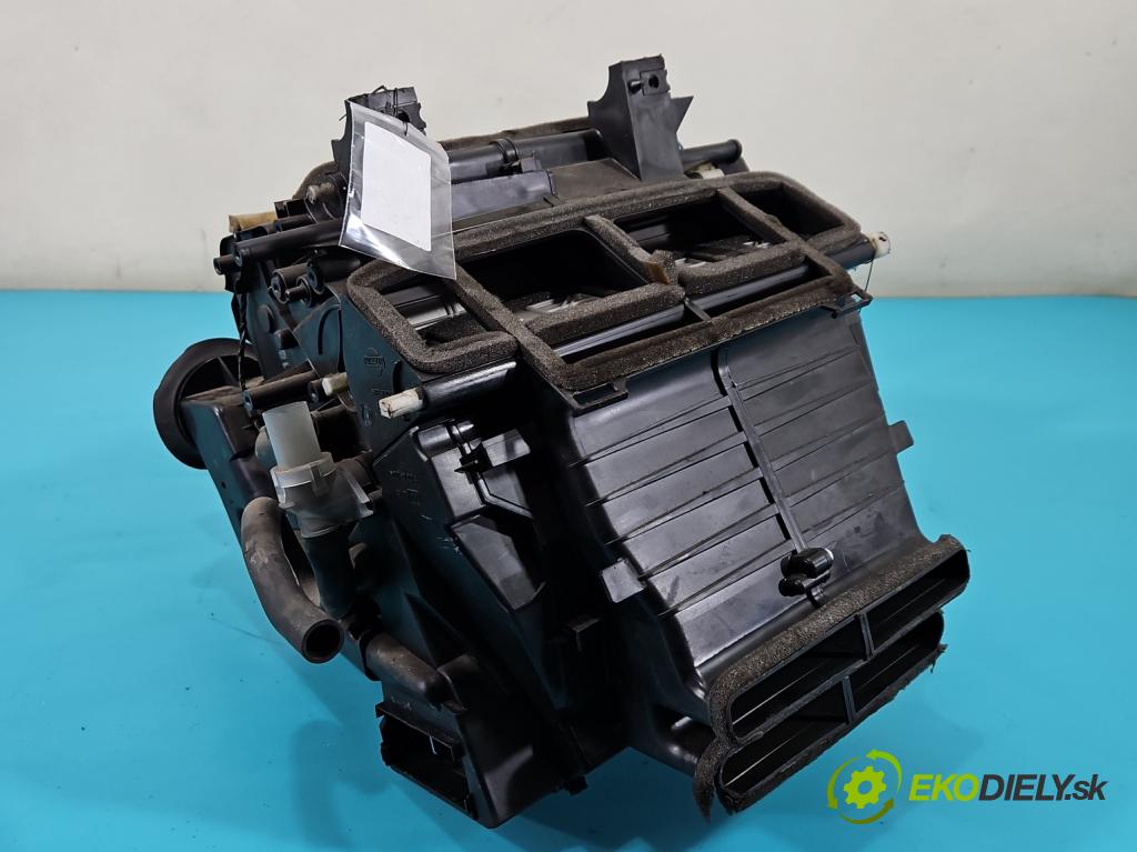 Infiniti FX I 2003-2008 3.5 V6 280KM automatic 206 kW 3498 cm3 5- radiátor 27110-CG084 (Radiátory topení)