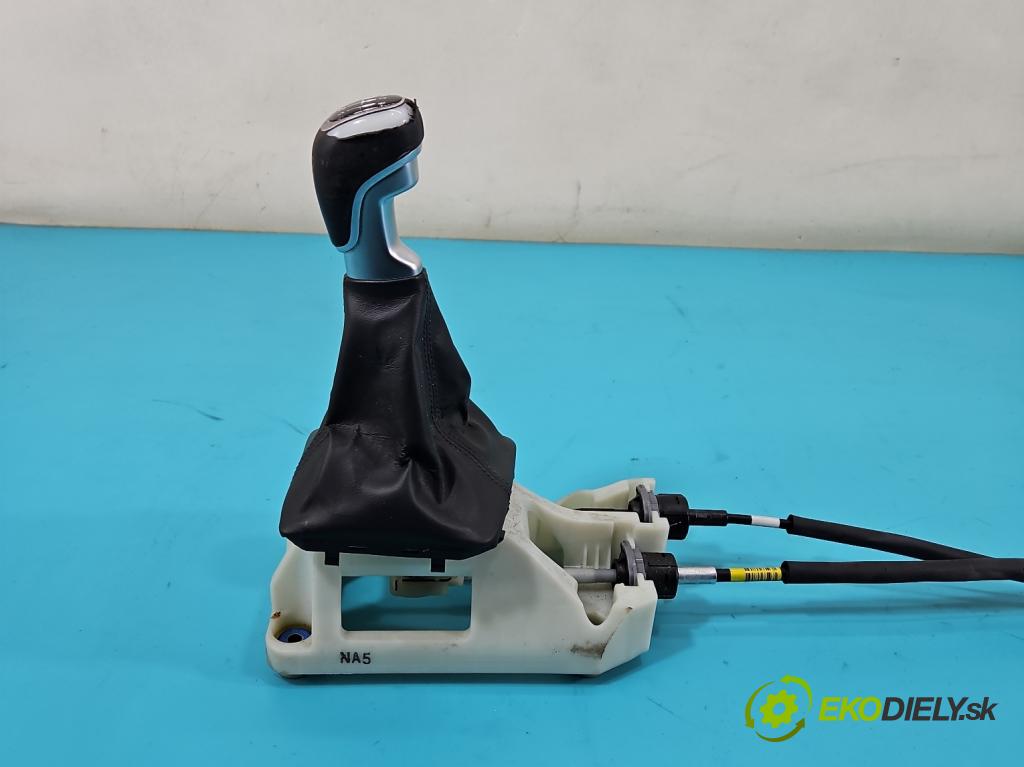 Kia Optima IV 2015-2020 1.7 crdi 141 HP manual 104 kW 1685 cm3 5- Páka: Změny: stupeň,rýchlosť  (Rýchlostná páka (kulisa))