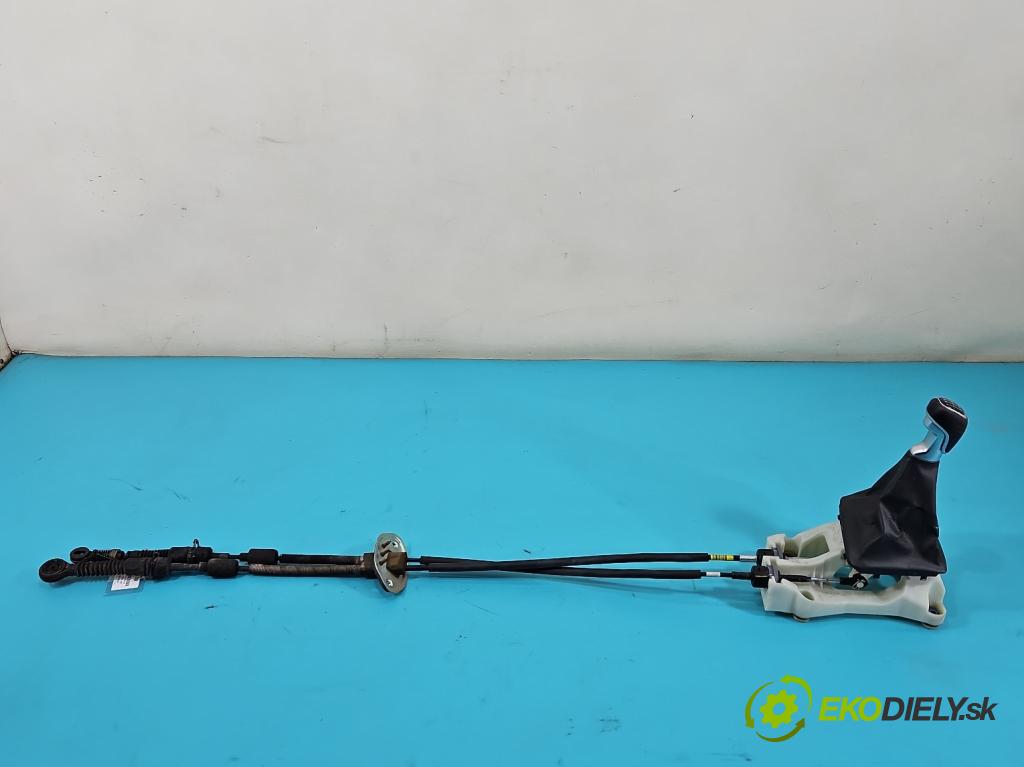 Kia Optima IV 2015-2020 1.7 crdi 141 HP manual 104 kW 1685 cm3 5- Páka: Změny: stupeň,rýchlosť  (Rýchlostná páka (kulisa))