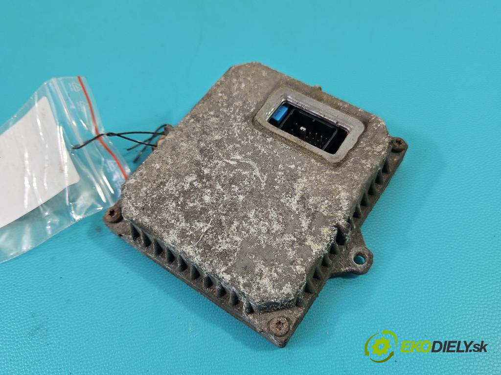 Peugeot 407 2.2 16V 158 HP manual 116 kW 2230 cm3 5- střídač: xenon 1307329095 (Riadiaca jednotka xenónu)