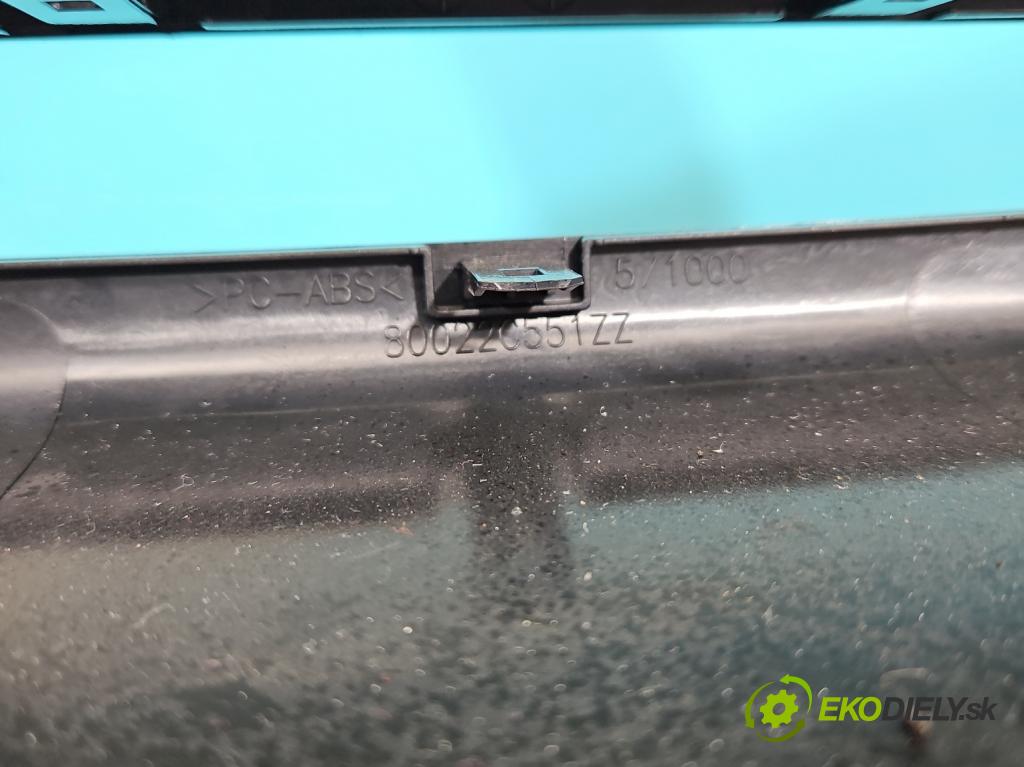 Mitsubishi ASX 2010-2021 1.6 16V 117 HP manual 86 kW 1590 cm3 5- Mřížka: kúrenia stredová 8030A-15950 (Mriežka kúrenia (fukár))