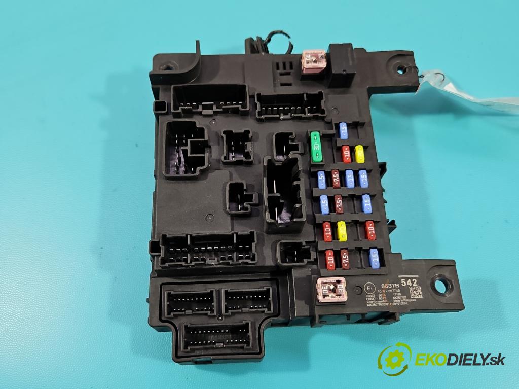 Mitsubishi ASX 2010-2021 1.6 16V 117 hp manual 86 kW 1590 cm3 5- skříňka pojistková 8637B542 (Pojistkové skříňky)