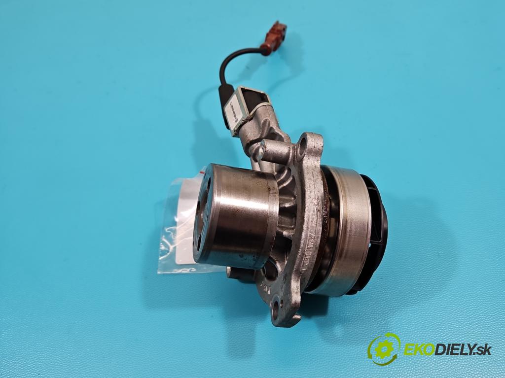 Vw Golf VII 2012-2020 1.6 tdi 110 hp manual 81 kW 1598 cm3 5- čerpadlo vody 100207801KT (Vodní pumpy)