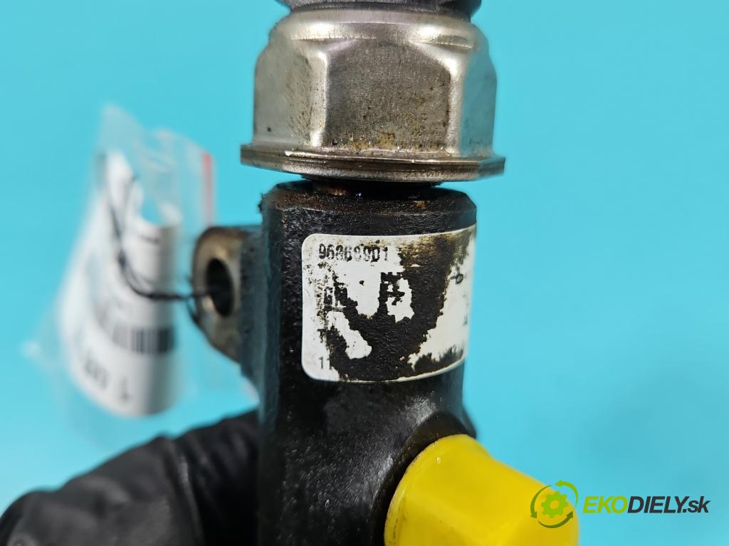 Chevrolet Orlando 2.0 VCDI 163 HP manual 120 kW 1998 cm3 5- lišta vstrekovacia 9307Z528A (Vstrekovacia lišta)