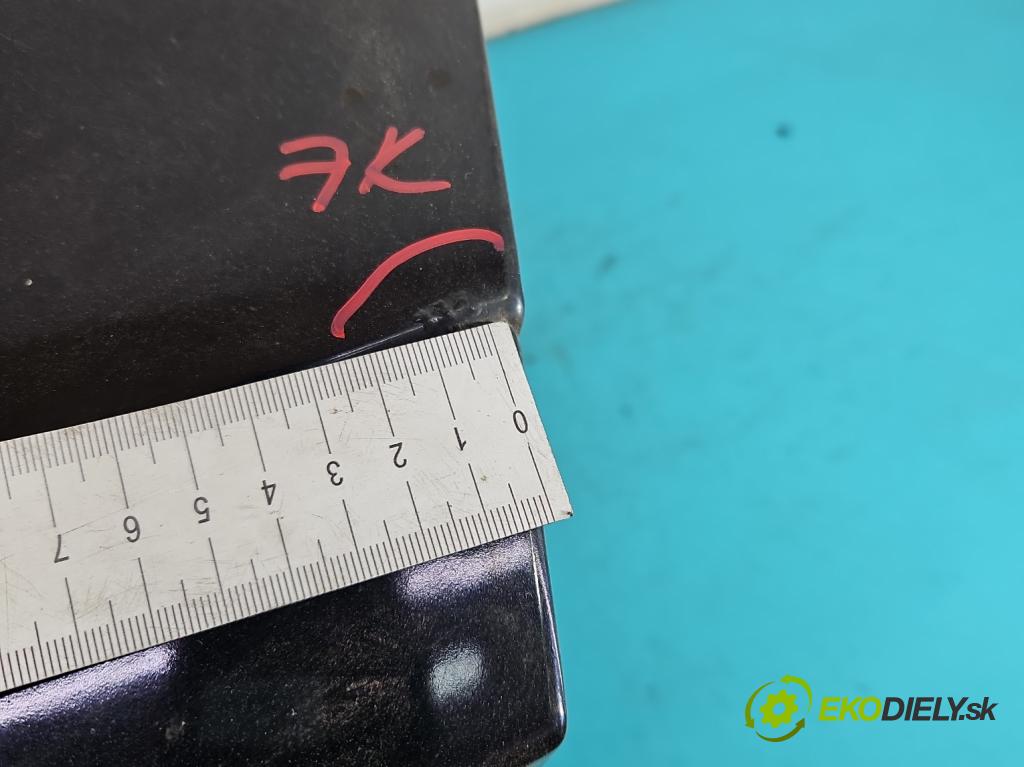 Volvo S80 I 1998-2006 2.0 T 190 hp automatic 140 kW 1984 cm3 4- zadní kufrové dveře  (Zadní kapoty)