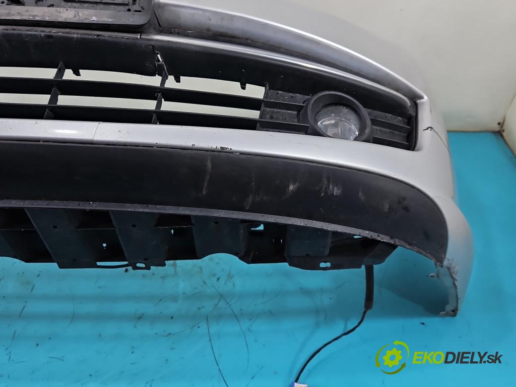 Renault Laguna III 2007-2015 2.0 16V 140 hp manual 103 kW 1997 cm3 5- nárazník přední  (Ostatné)