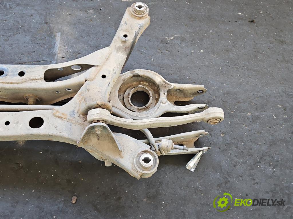 Kia Optima IV 2015-2020 1.7 crdi 141 hp manual 104 kW 1685 cm3 5- zadní výztuha  (Výztuhy zadní)