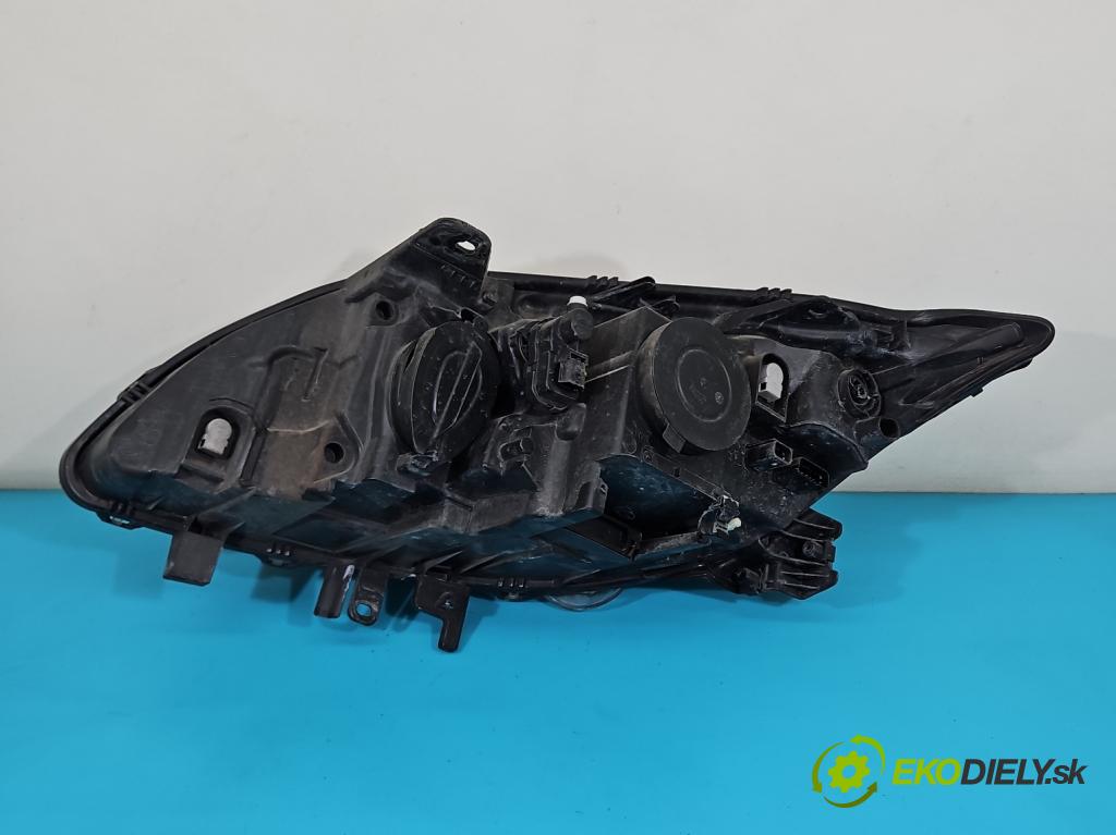 Renault Laguna III 2007-2015 2.0 16V 140 HP manual 103 kW 1997 cm3 5- Reflektor: pravý 260100033R (Svetlo predné pravé)