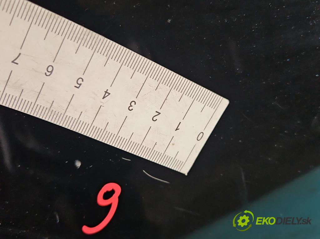 Hyundai I40 1.7 crdi 136hp manual 100 kW 1685 cm3 5- dveře přední pravé  (Klika dveří ostatní)