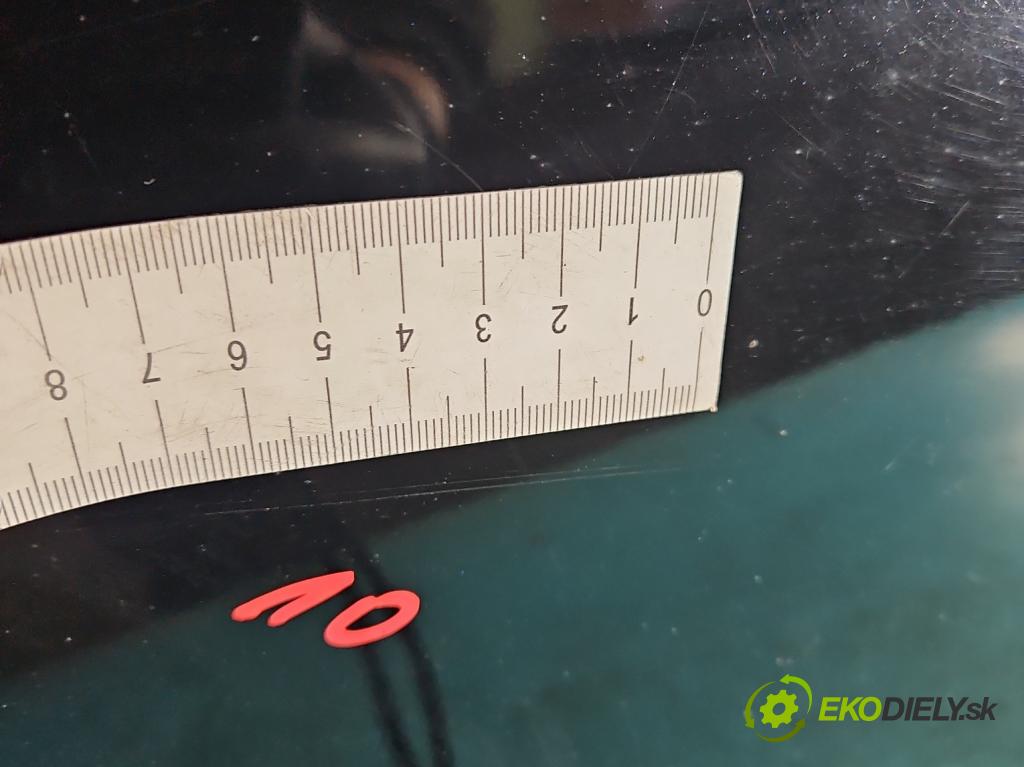 Hyundai I40 1.7 crdi 136hp manual 100 kW 1685 cm3 5- dveře přední pravé  (Klika dveří ostatní)