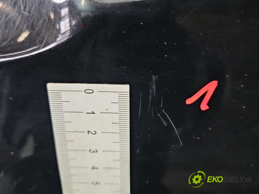 Hyundai I40 1.7 crdi 136hp manual 100 kW 1685 cm3 5- dveře přední pravé  (Klika dveří ostatní)