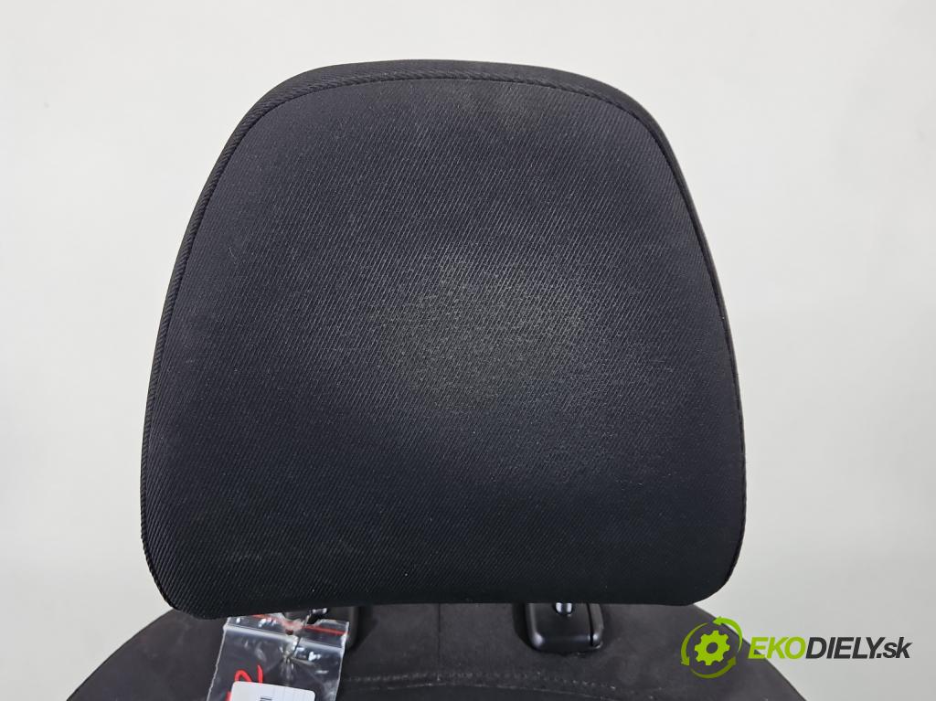 Hyundai I40 1.7 crdi 136hp manual 100 kW 1685 cm3 5- Sedadlo levý  (Sedačky, sedadla)