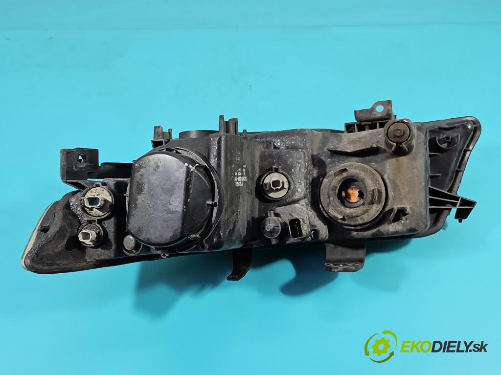 Honda Accord VII 2002-2008 2.0 16V 155 HP manual 114 kW 1998 cm3 4- Reflektor: pravý  (Svetlo predné pravé)