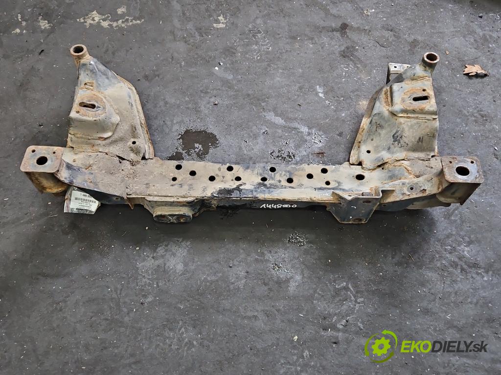 Infiniti FX I 2003-2008 3.5 V6 280KM automatic 206 kW 3498 cm3 5- výztuha motoru 