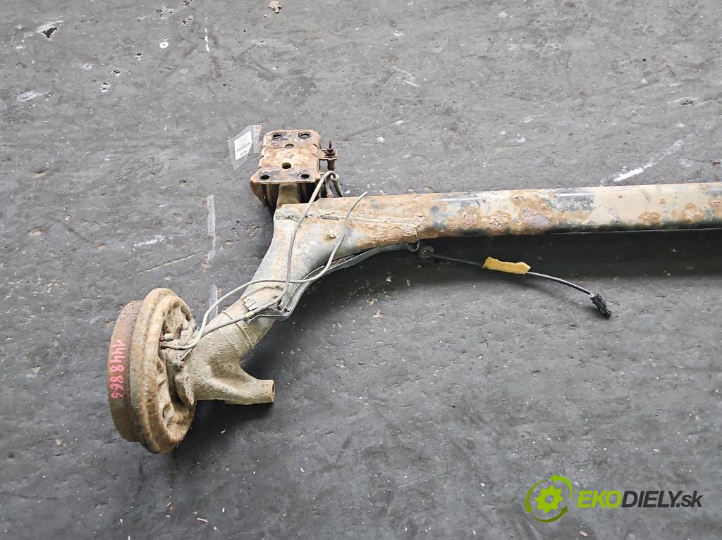 Vw Golf III 1991-1998 1.6 8V 101 hp manual 74 kW 1595 cm3 5- zadní výztuha  (Výztuhy zadní)