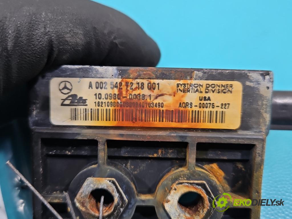 Mercedes C W203 2000-2007 2.0 kompressor 163 hp manual 120 kW 1998 cm3 4- snímač ESP A0025427218