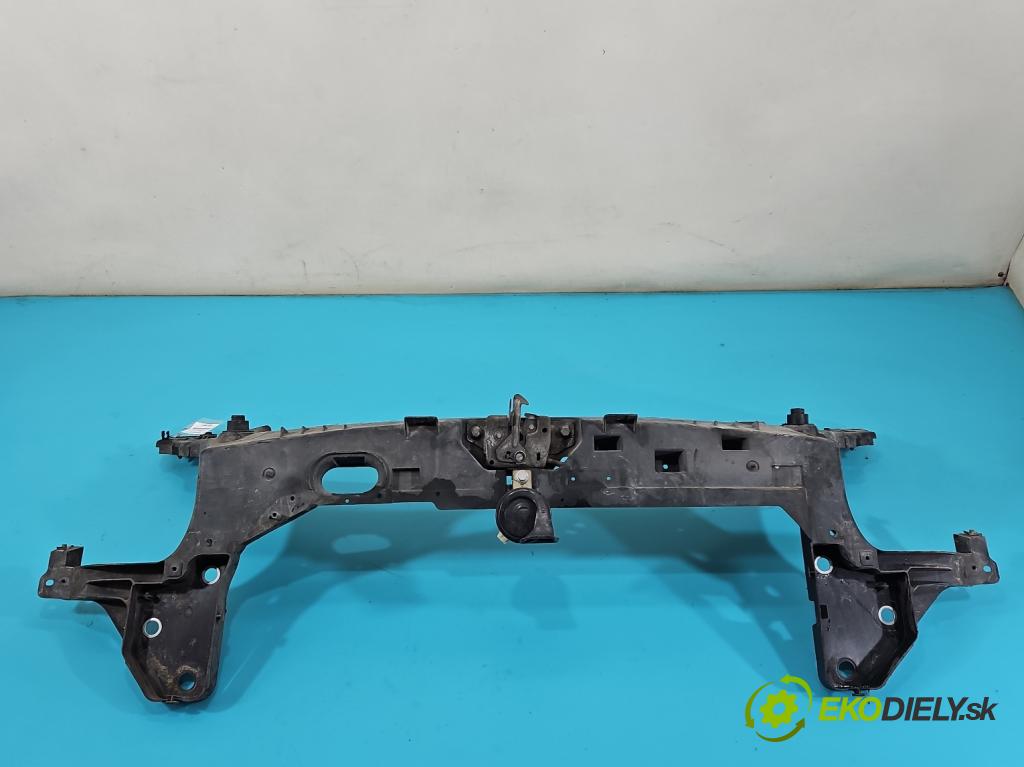 Renault Modus 1.4 16V 98 hp manual 72 kW 1390 cm3 5- stěna přední 8200224763 (Výztuhy přední)